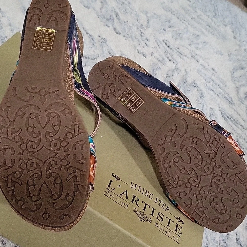L'ARTISTE sandals - Picture 7 of 8